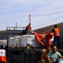 UN confirms more aid entering Gaza as humanitarian pause holds for second day