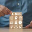 How To Evaluate Frontline Employee Training Platforms