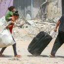 Gaza: Thousands on the run again following new evacuation order