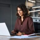 Boosting Employee Performance With Online Training Tools: Key Benefits And Case Studies