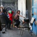 Gaza: Search for food puts lives on the line