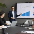 How To Build An Effective Sales Training Course For Your Sales Team