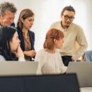 Social Learning Theory: A Guide To Bandura's Model Of Behavioral Learning And Its Modern Workplace Applications