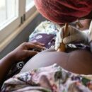 Restoring dignity: Senegalese surgeon and Burundian foundation win reproductive health awards